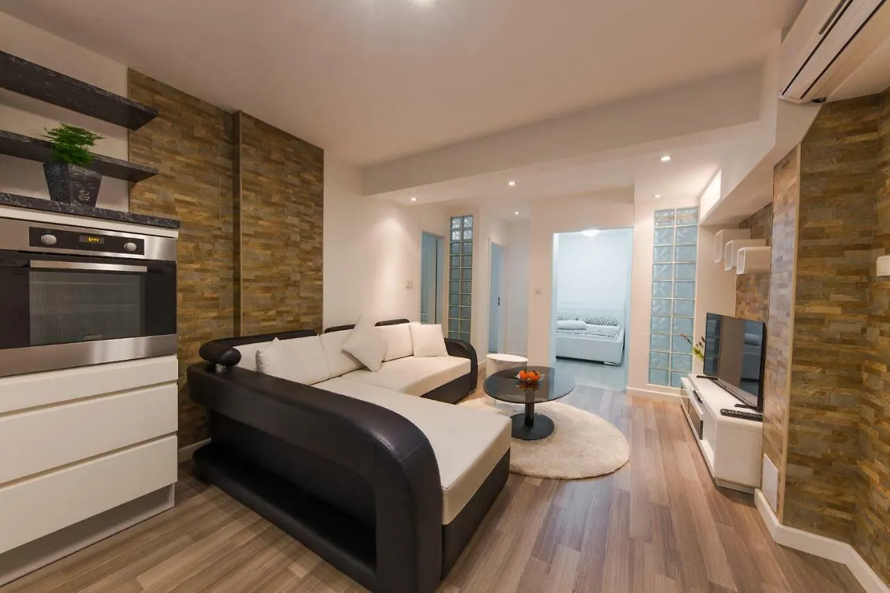 Zenta Apartment Split