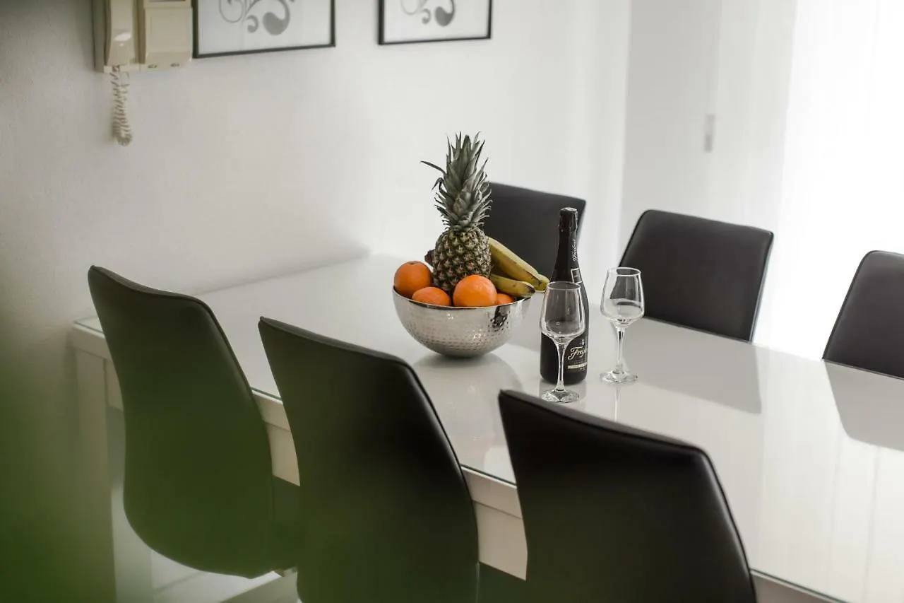Zenta Apartment Split